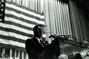 Image description is not available for 1969.054